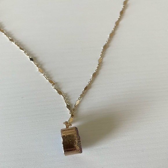 Halogen Drusy Pendant Necklace - Picture 6 of 11